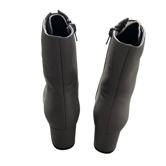 NEW The Feels Company Slip Sk8 Blocked Heel Bootie Gray Steampunk Witch sz 6.5 - Picture 5 of 8